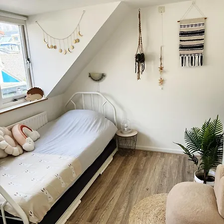 Beach House Sea-esta Holiday home Egmond aan Zee