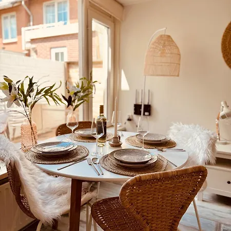 Beach House Sea-esta Holiday home *