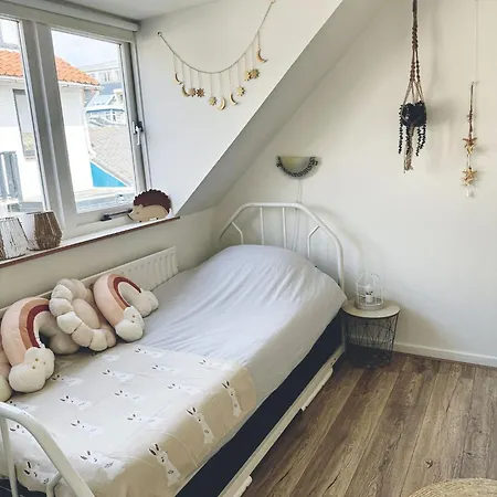 Beach House Sea-esta Holiday home Egmond aan Zee