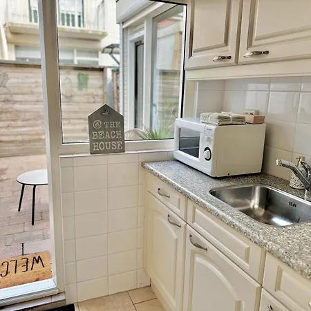 Beach House Sea-esta Holiday home Egmond aan Zee