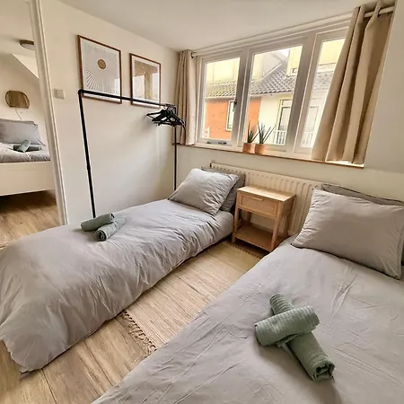 House Sea-esta * Egmond aan Zee