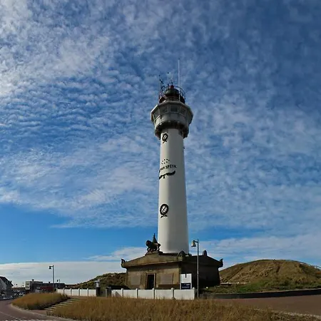 House Sea-esta